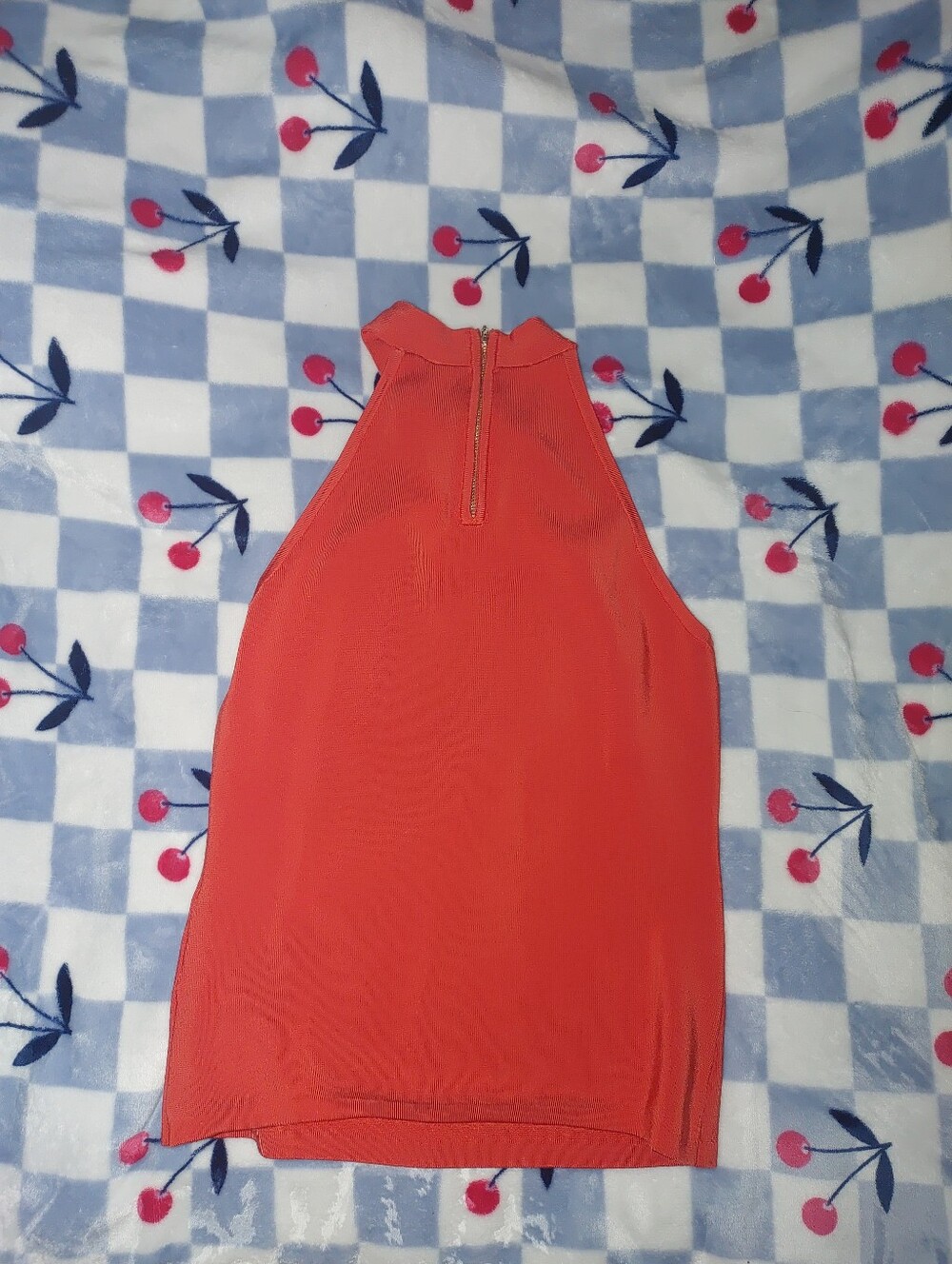 Red Halter Neck Ribbed Tank Top - Picture 3 of 5